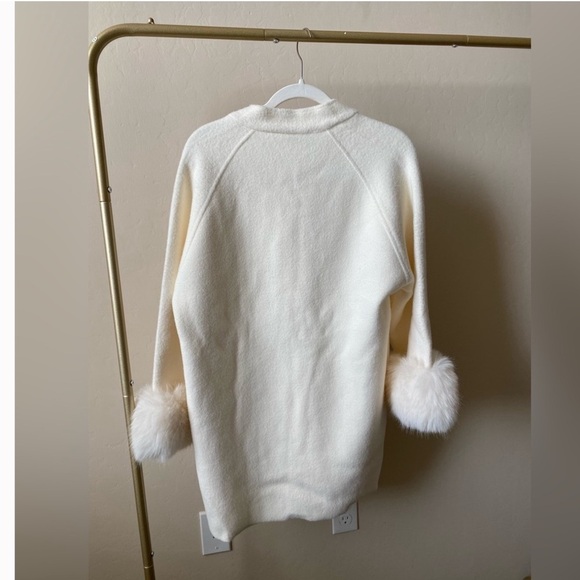 Cute preppy faux fur coat NWOT - Picture 4 of 5